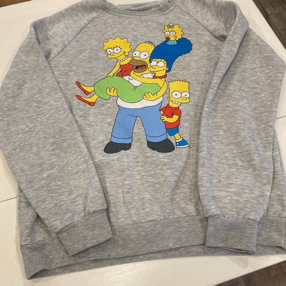 Men's vintage Gray Crewneck Sweater with Simpson Family Graphic